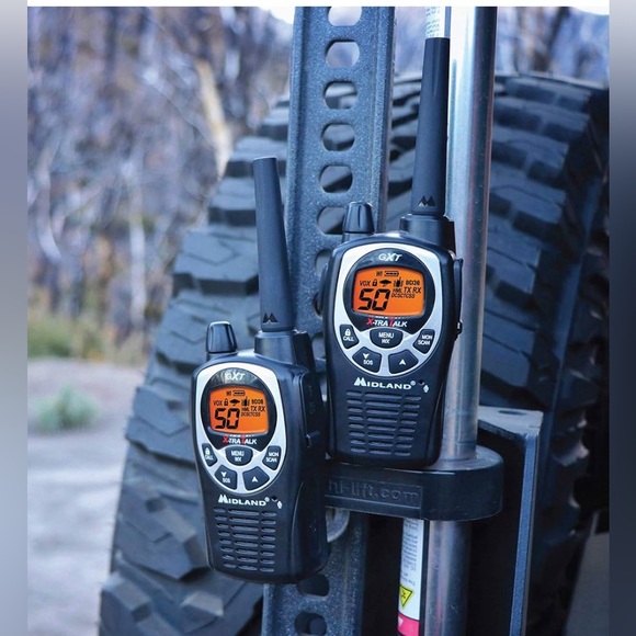 Midland GXT1000VP4 50 Channel GMRS Two-Way Radio - Up to 36 Mile - Picture 3 of 5